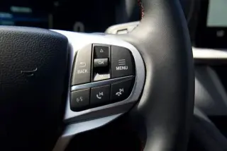 Ford Explorer 2025 AWD Active SUV de 4 puertas