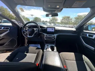 Ford Explorer 2022 AWD XLT SUV de 4 puertas