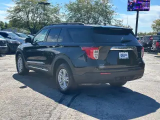 Ford Explorer 2022 AWD XLT SUV de 4 puertas