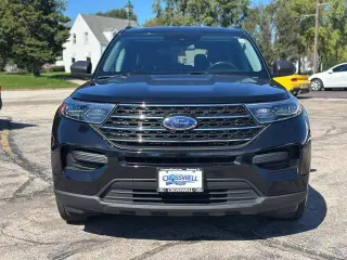 Ford Explorer 2022 AWD XLT SUV de 4 puertas