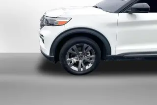 Ford Explorer 2023 XLT SUV 4 puertas
