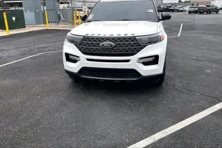 Ford Explorer 2023 XLT SUV 4 puertas