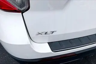 Ford Explorer 2023 XLT SUV 4 puertas
