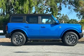 Ford Bronco 2024 4x4 Outer Banks 4dr SUV