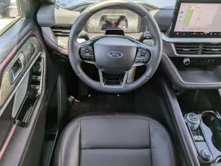 Ford Explorer 2026 Platinum SUV de 4 puertas