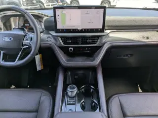 Ford Explorer 2026 Platinum SUV de 4 puertas