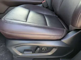 Ford Explorer 2026 Platinum SUV de 4 puertas