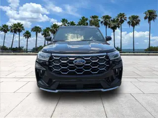Ford Explorer 2026 Platinum SUV de 4 puertas