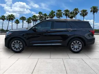 Ford Explorer 2026 Platinum SUV de 4 puertas