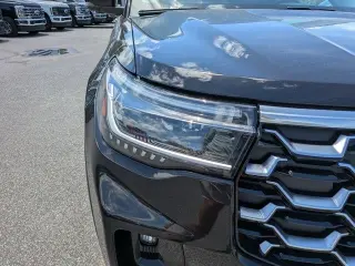 Ford Explorer 2026 Platinum SUV de 4 puertas