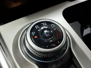 Ford Explorer 2023 AWD XLT SUV de 4 puertas