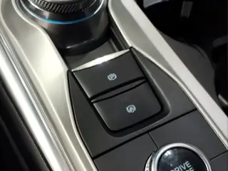 Ford Explorer 2023 AWD XLT SUV de 4 puertas