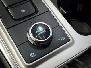 Ford Explorer 2023 AWD XLT SUV de 4 puertas