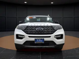 Ford Explorer 2023 AWD XLT SUV de 4 puertas