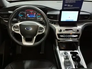 Ford Explorer 2023 AWD XLT SUV de 4 puertas