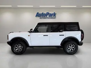 Ford Bronco 2024 4x4 Badlands SUV de 4 puertas