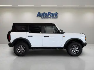 Ford Bronco 2024 4x4 Badlands SUV de 4 puertas