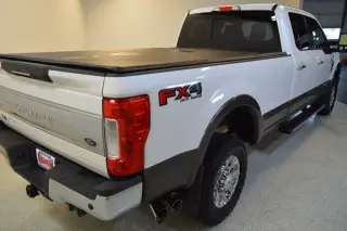 Ford F-250 Super Duty 2017 4x4 King Ranch Cabina Crew 4 puertas 2.07 m pickup