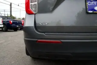Ford Explorer 2023 AWD XLT SUV de 4 puertas