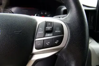 Ford Explorer 2023 AWD XLT SUV de 4 puertas
