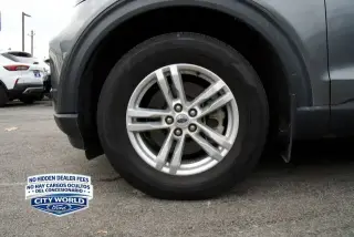 Ford Explorer 2023 AWD XLT SUV de 4 puertas