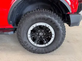 Ford Bronco 2023 4x4 Base Advanced SUV de 4 puertas
