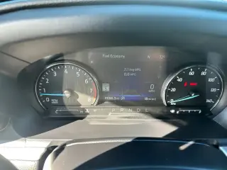 Ford Explorer 2023 AWD XLT SUV de 4 puertas