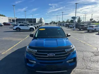 Ford Explorer 2023 AWD XLT SUV de 4 puertas