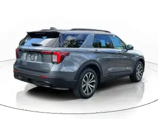 Ford Explorer 2026 AWD ST-Line SUV de 4 puertas