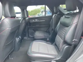 Ford Explorer 2026 AWD ST-Line SUV de 4 puertas