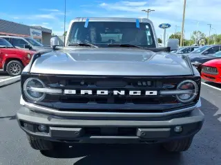 Ford Bronco 2023 4x4 Big Bend Advanced SUV de 4 puertas