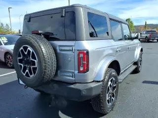Ford Bronco 2023 4x4 Big Bend Advanced SUV de 4 puertas