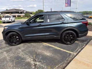 Ford Explorer 2023 AWD ST-Line SUV de 4 puertas