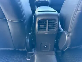 Ford Escape 2024 SUV de 4 puertas ST-Line con tracción en las cuatro ruedas (AWD)