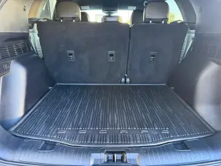 Ford Escape 2024 SUV de 4 puertas ST-Line con tracción en las cuatro ruedas (AWD)