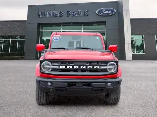 Ford Bronco 2022 4x4 Outer Banks SUV de 2 puertas