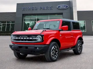 Ford Bronco 2022 4x4 Outer Banks SUV de 2 puertas