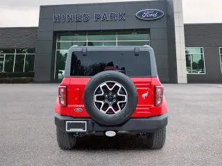 Ford Bronco 2022 4x4 Outer Banks SUV de 2 puertas