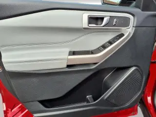 Ford Explorer 2024 AWD XLT SUV de 4 puertas