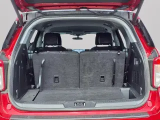 Ford Explorer 2024 AWD XLT SUV de 4 puertas