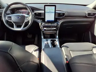 Ford Explorer 2023 AWD Limited 4dr SUV En español