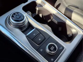 Ford Explorer 2023 AWD Limited 4dr SUV En español