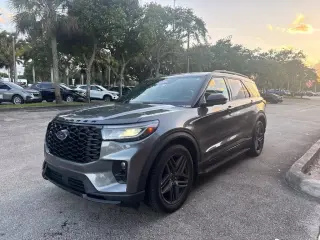 Ford Explorer 2025 ST-Line SUV de 4 puertas