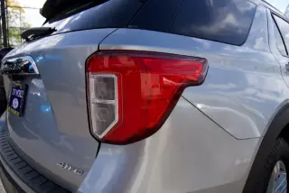Ford Explorer 2022 AWD XLT SUV de 4 puertas