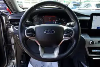Ford Explorer 2022 AWD XLT SUV de 4 puertas