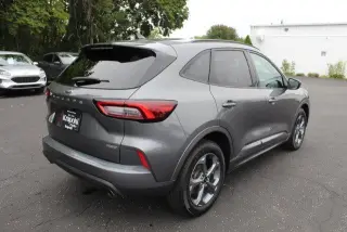Ford Escape Hybrid 2023 AWD ST-Line Select SUV de 4 puertas