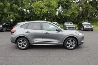 Ford Escape Hybrid 2023 AWD ST-Line Select SUV de 4 puertas