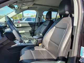 Ford Explorer 2023 AWD XLT SUV de 4 puertas