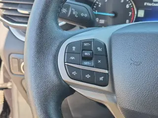 Ford Explorer 2024 AWD XLT SUV de 4 puertas