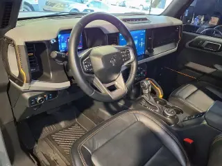 Ford Bronco 2023 4x4 Base Advanced SUV de 4 puertas